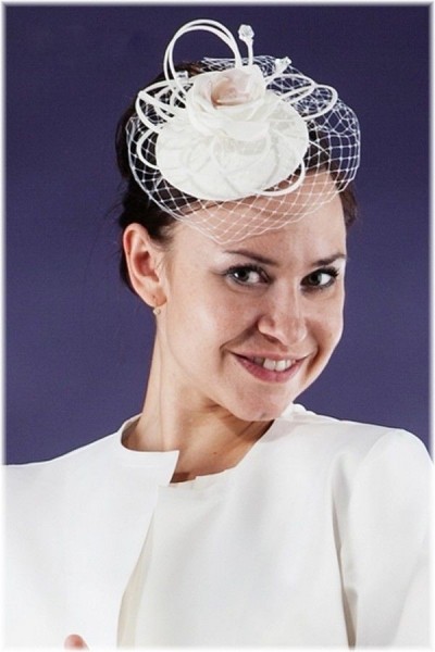 Fascinator Haarreif mit Blume